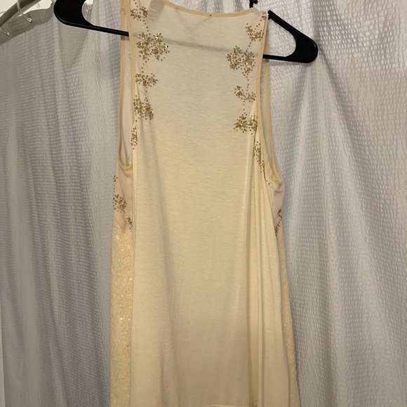 Tank - Picture 3 of 3